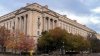 Departamento de Justicia de EEUU intenta bloquear investigación por desacato en caso de deportación