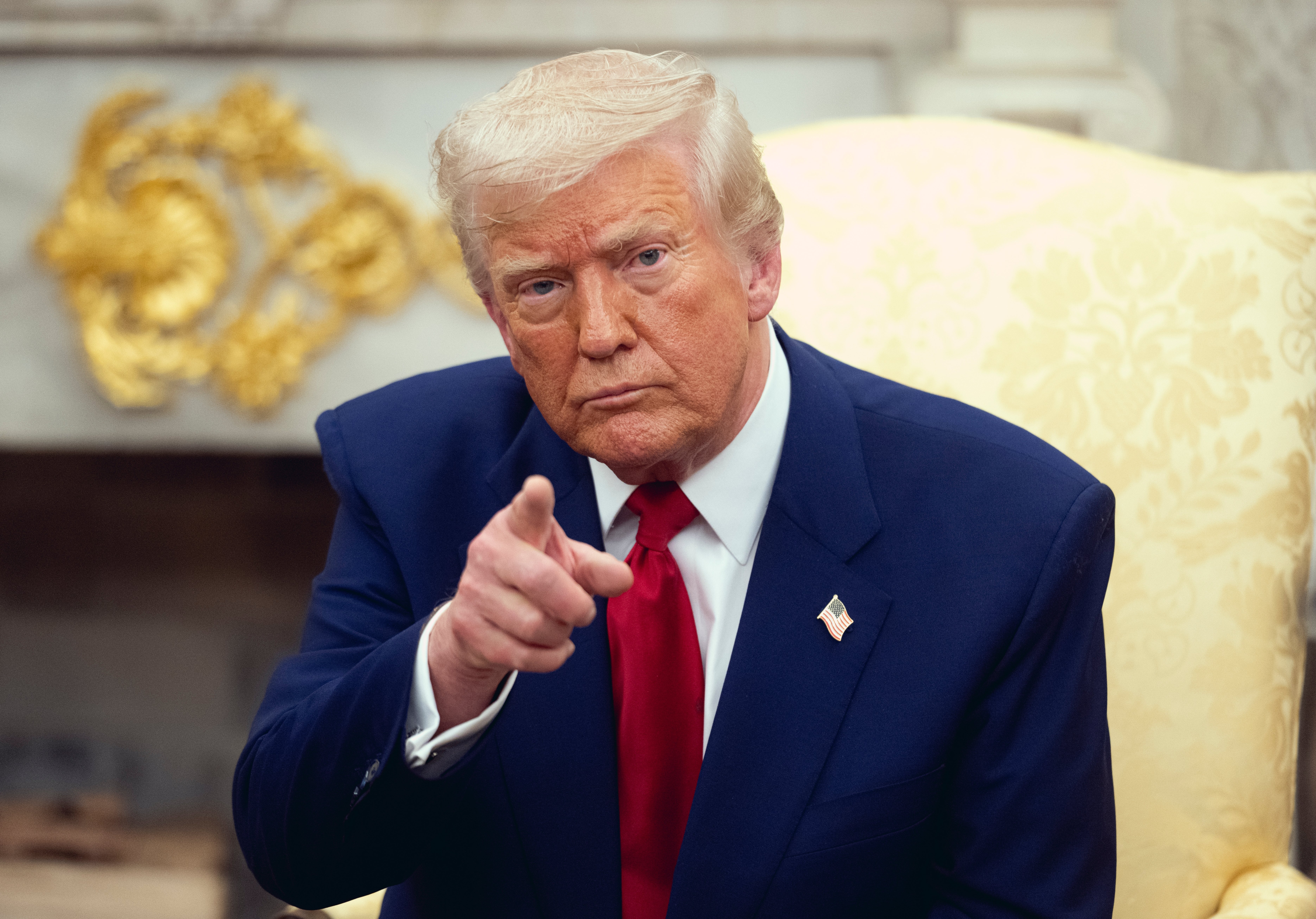 Trump amenaza con más aranceles a Europa si convierten a Canadá en miembro asociado